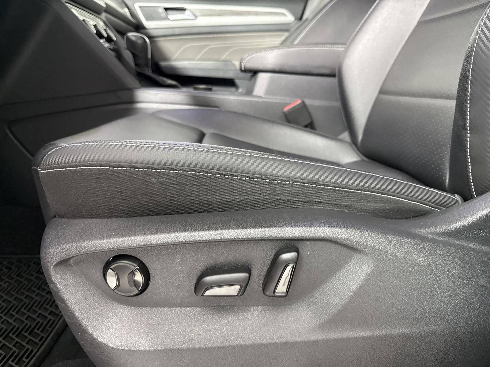 2022 Volkswagen Atlas Cross Sport Vehicle Photo in Georgetown, TX 78626