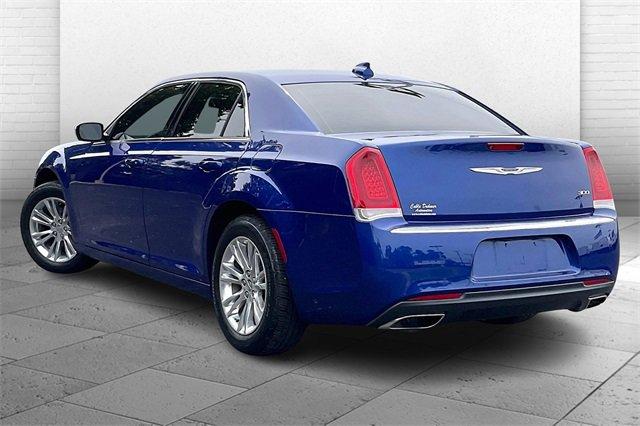 2019 Chrysler 300 Vehicle Photo in INDEPENDENCE, MO 64055-1314