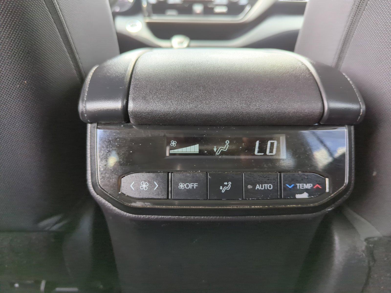 2023 Toyota Highlander Vehicle Photo in Ft. Myers, FL 33907