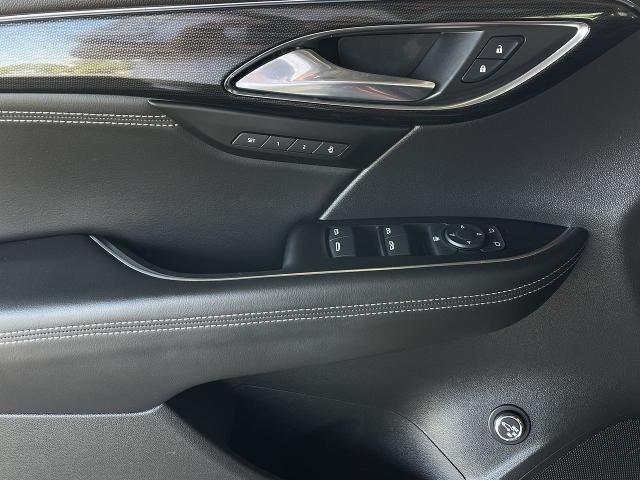 2022 Buick Envision Vehicle Photo in TURLOCK, CA 95380-4918