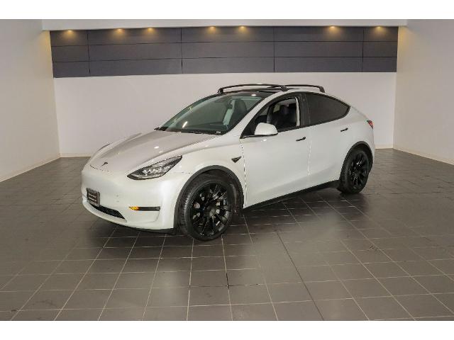 Used 2021 Tesla Model Y Long Range with VIN 5YJYGDEE0MF152703 for sale in Renton, WA