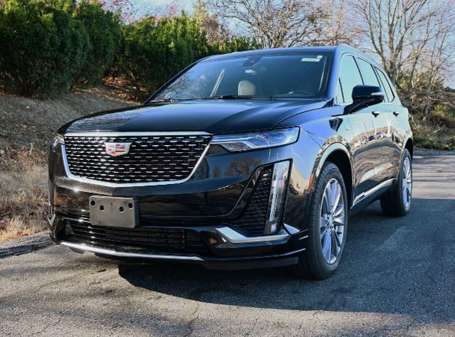 Select 2024 Cadillac XT6