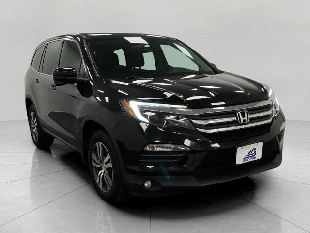 2017 Honda Pilot Vehicle Photo in Appleton, WI 54913