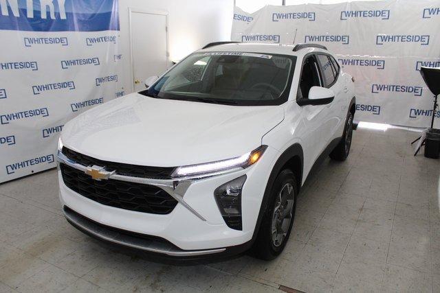 2025 Chevrolet Trax Vehicle Photo in SAINT CLAIRSVILLE, OH 43950-8512