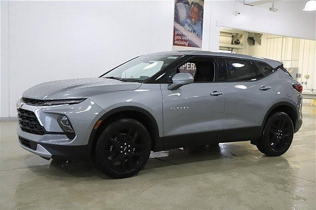 2025 Chevrolet Blazer Vehicle Photo in MEDINA, OH 44256-9001