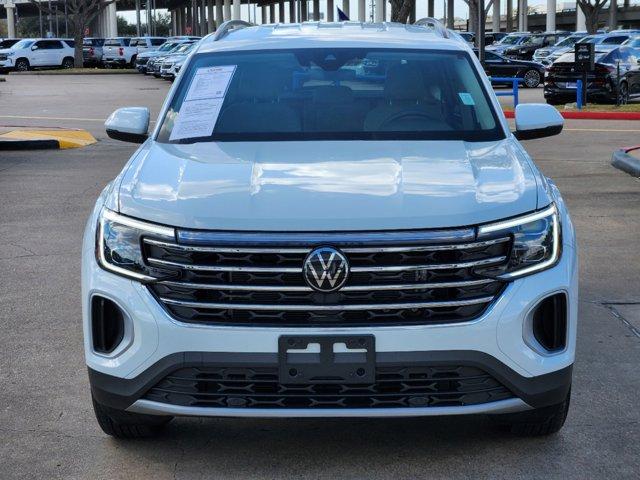 2024 Volkswagen Atlas Vehicle Photo in SUGAR LAND, TX 77478-0000