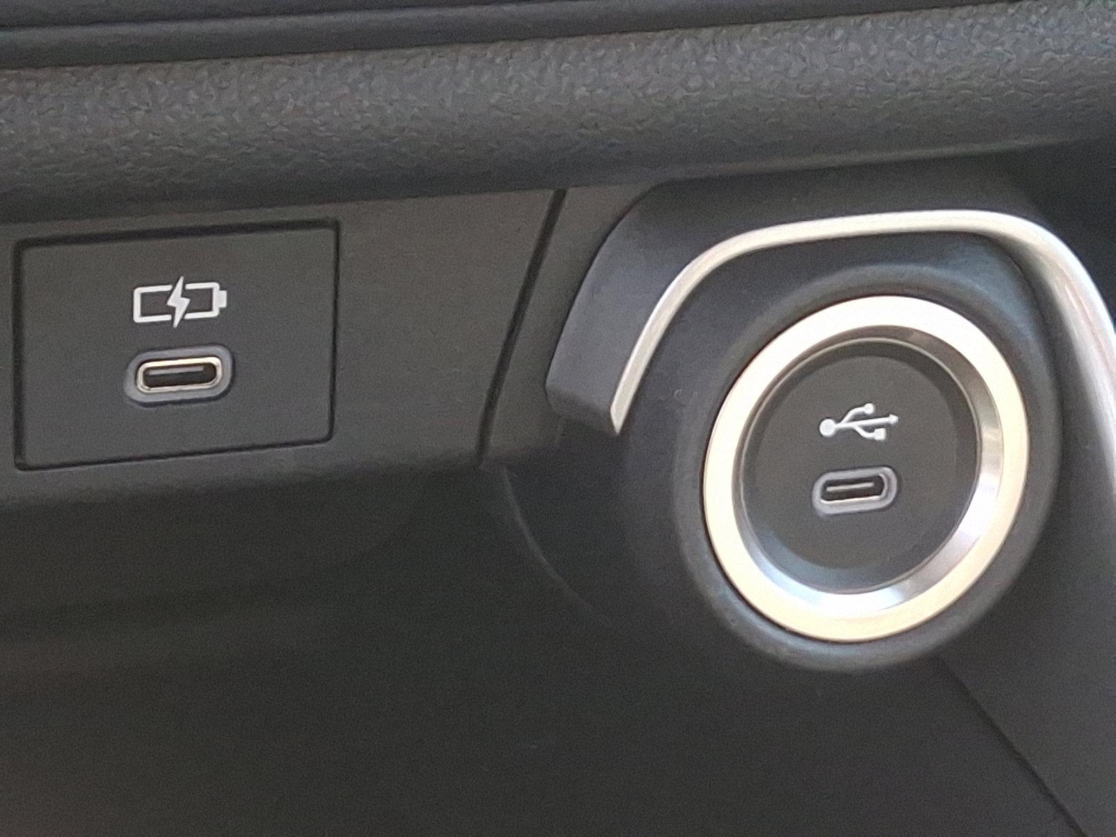 2024 Toyota Grand Highlander Vehicle Photo in Trevose, PA 19053