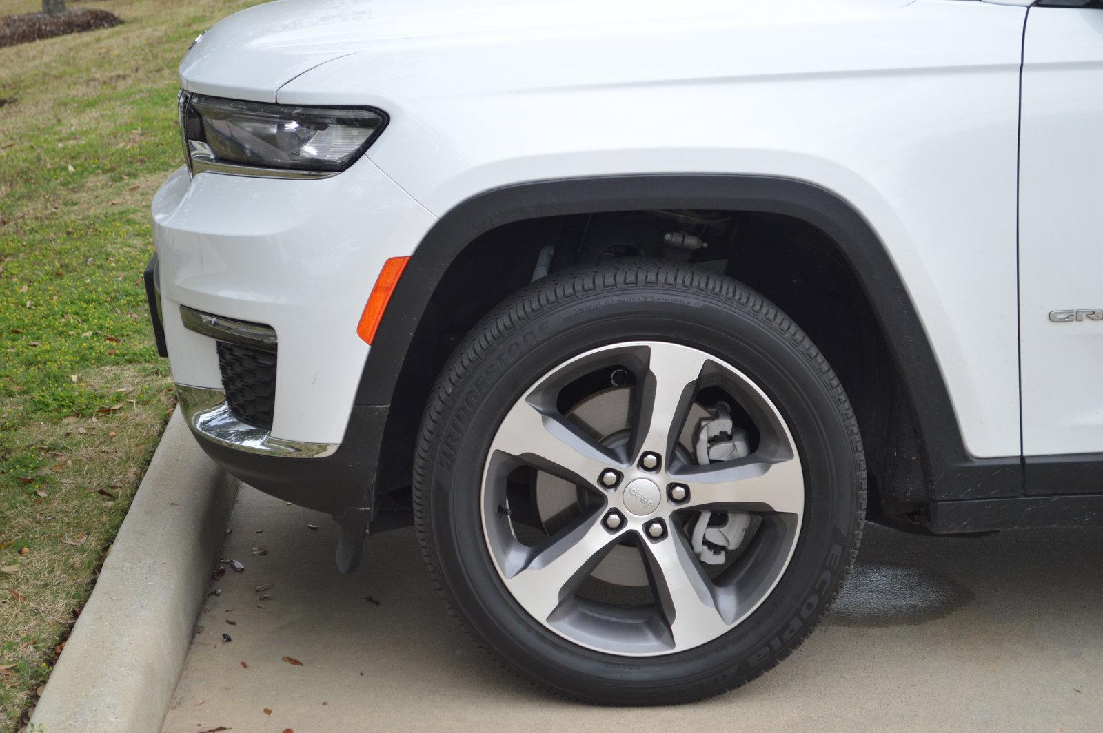 2023 Jeep Grand Cherokee L Vehicle Photo in Houston, TX 77090