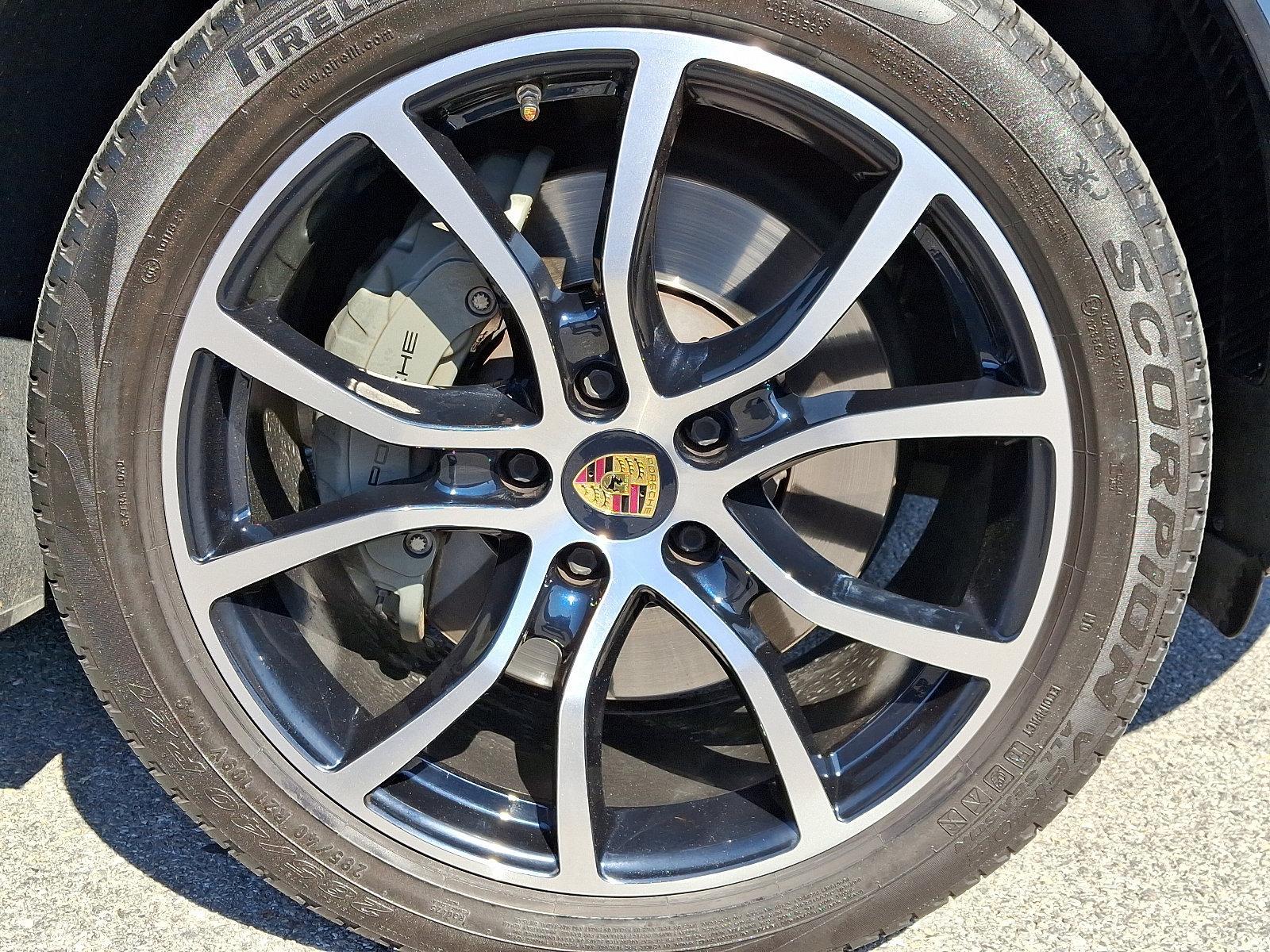 2022 Porsche Cayenne Vehicle Photo in Lancaster, PA 17601