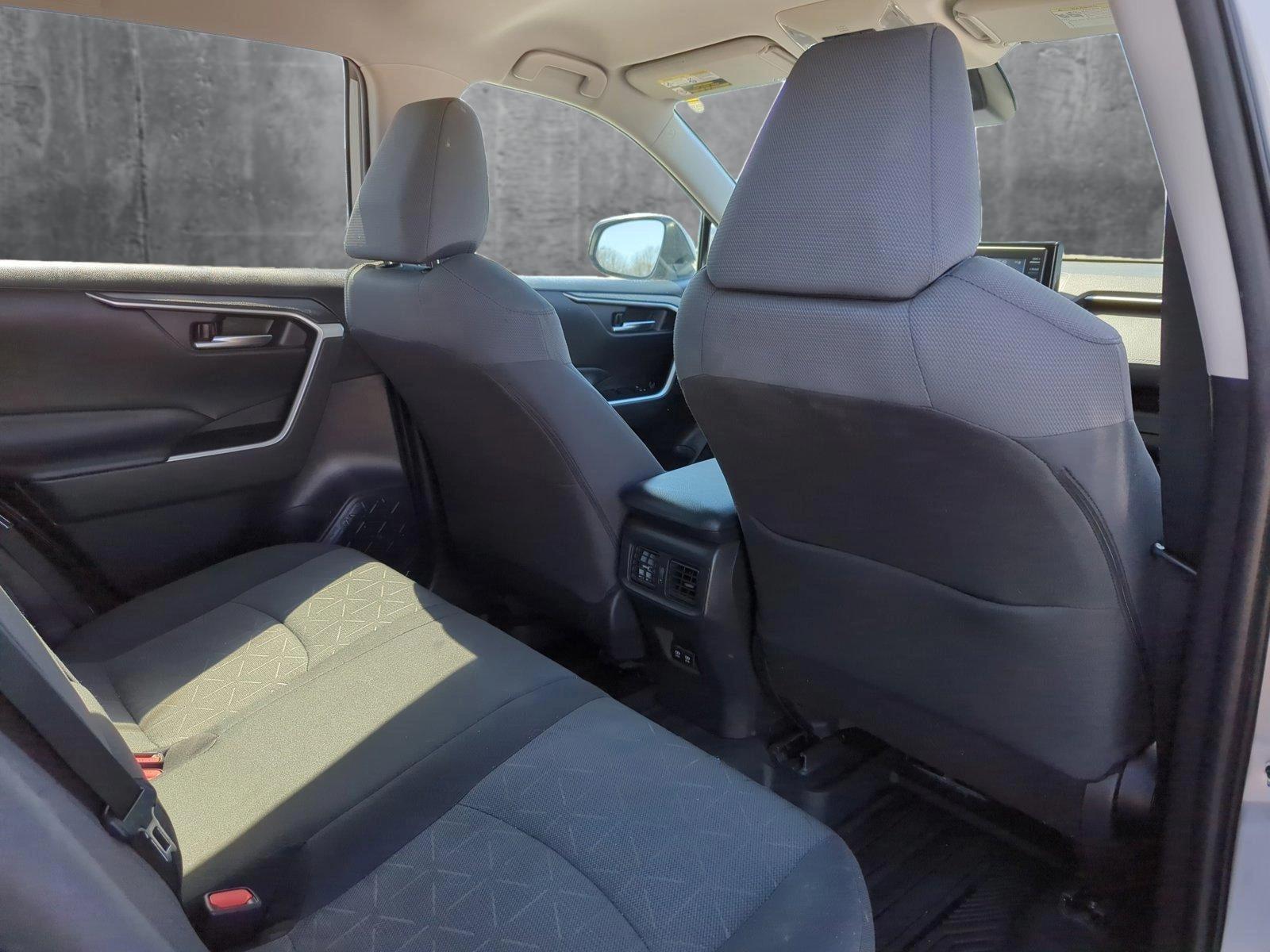 2020 Toyota RAV4 Vehicle Photo in Memphis, TN 38128