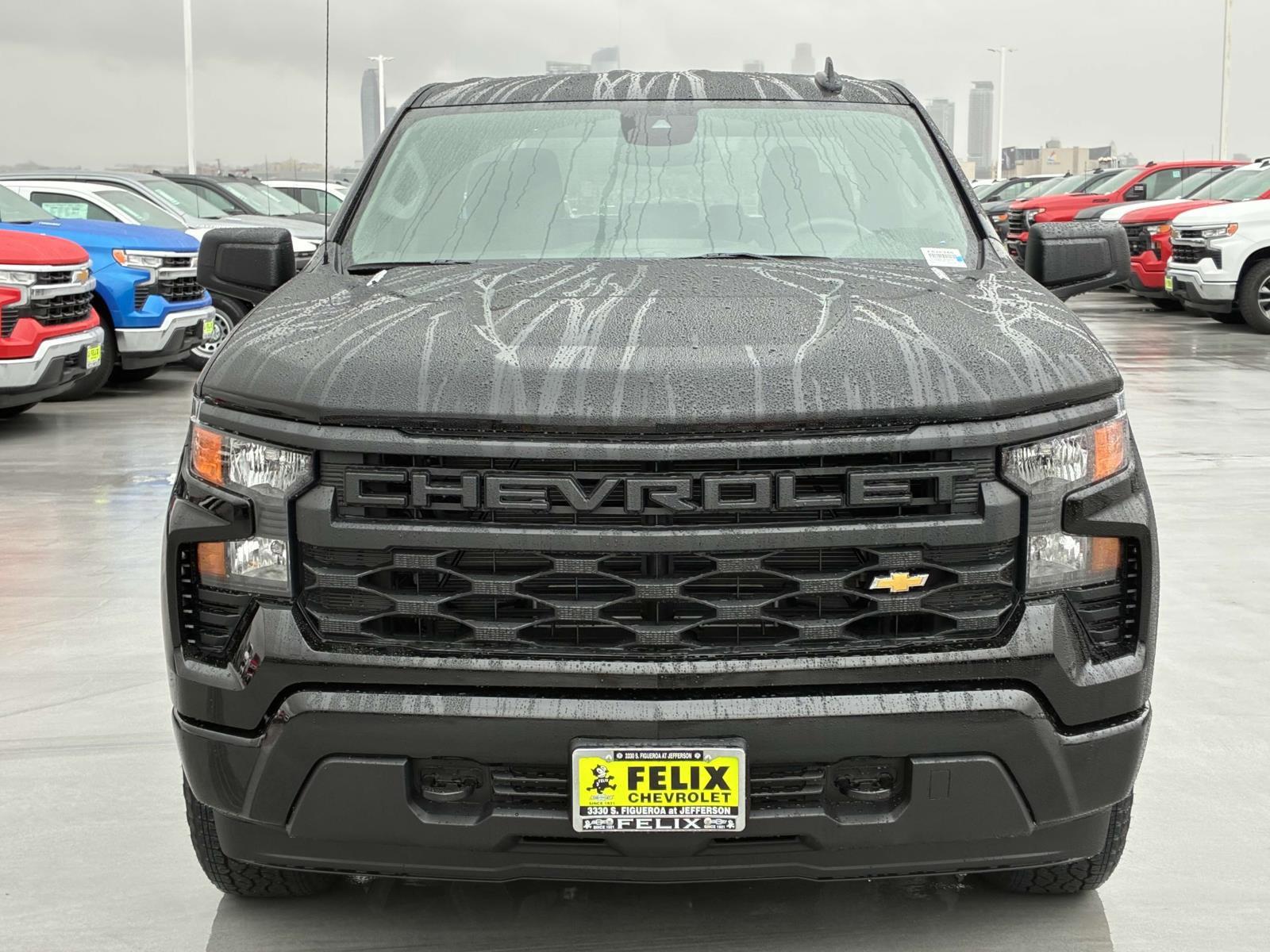 2025 Chevrolet Silverado 1500 Vehicle Photo in LOS ANGELES, CA 90007-3794
