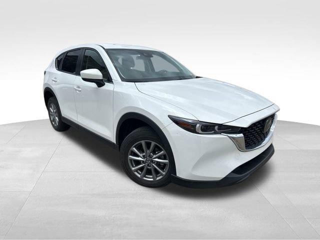 2022 Mazda CX-5 Vehicle Photo in MEDINA, OH 44256-9631