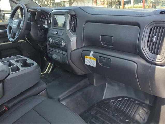 2025 GMC Sierra 2500 HD Vehicle Photo in PASADENA, CA 91107-3803