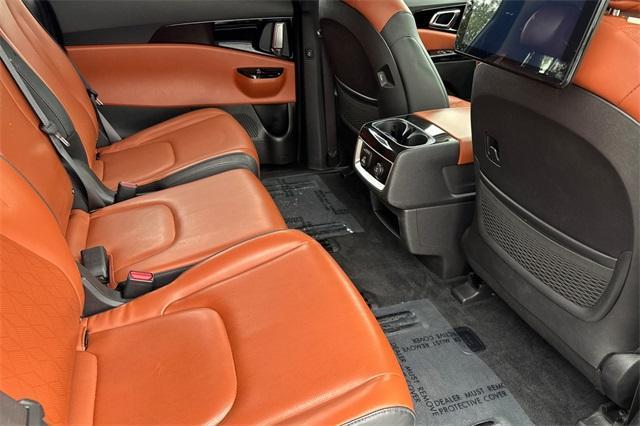 2022 Kia Carnival Vehicle Photo in ELK GROVE, CA 95757-8703