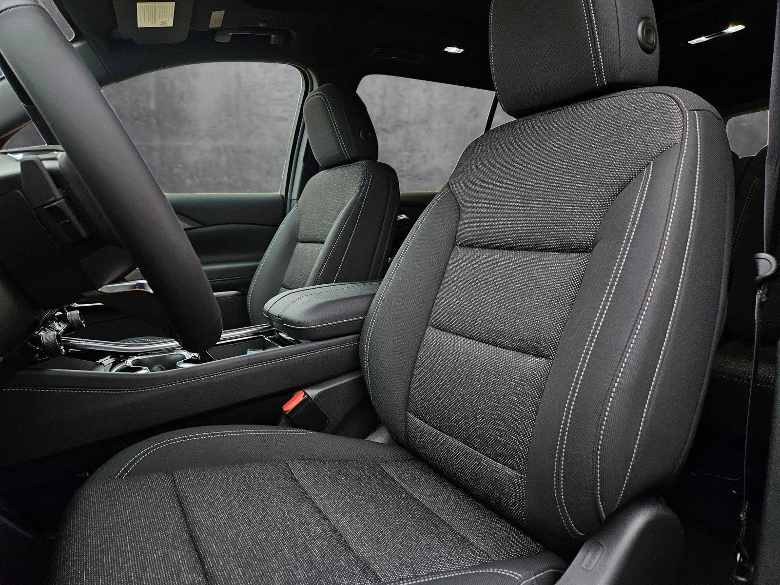 2025 Chevrolet Traverse Vehicle Photo in WACO, TX 76710-2592