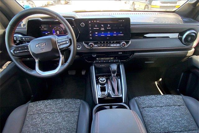 2024 Chevrolet Colorado Vehicle Photo in TOPEKA, KS 66609-0000