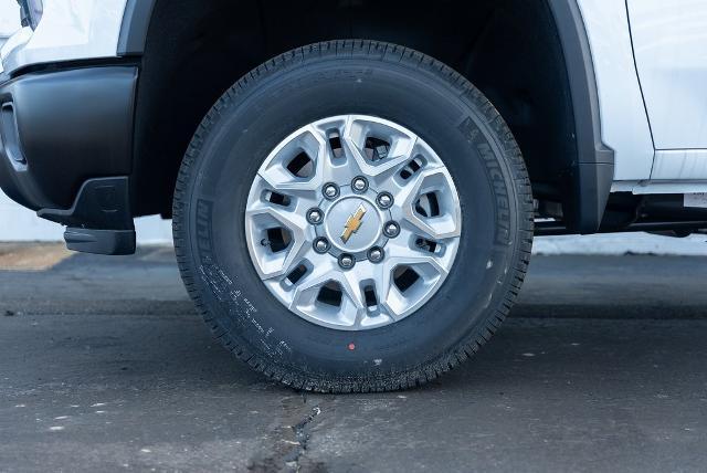 2025 Chevrolet Silverado 3500 HD Vehicle Photo in PLYMOUTH, MA 02360-4801