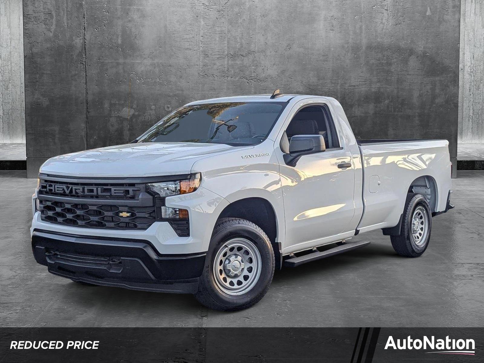 2025 Chevrolet Silverado 1500 Vehicle Photo in GREENACRES, FL 33463-3207