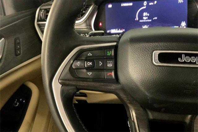 2023 Jeep Grand Cherokee L Vehicle Photo in KANSAS CITY, MO 64114-4545