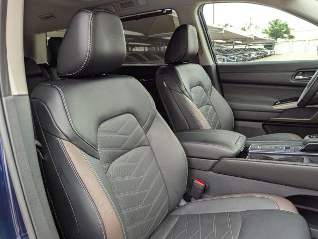 2024 Nissan Pathfinder Vehicle Photo in San Antonio, TX 78230