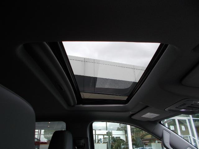 2023 GMC Sierra 1500 Vehicle Photo in LOWELL, MA 01852-4336