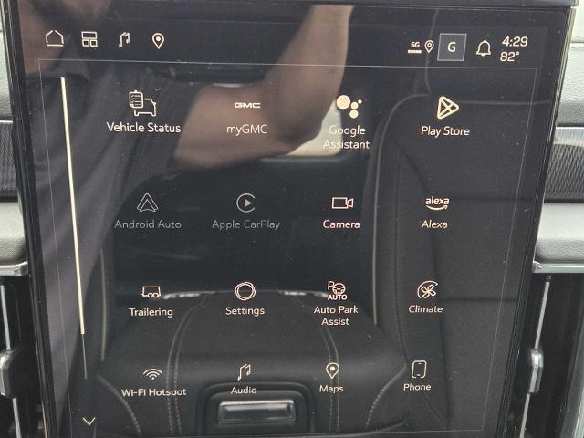 2025 GMC Yukon Vehicle Photo in DALLAS, TX 75209-3016