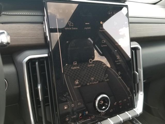 2025 GMC Acadia Vehicle Photo in ELYRIA, OH 44035-6349