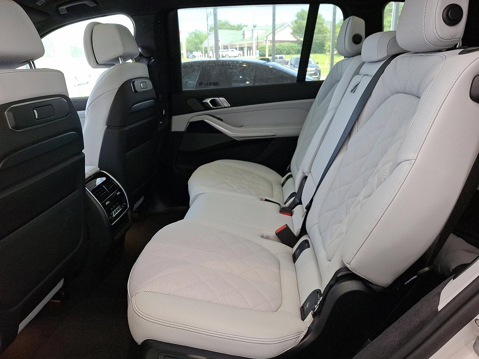 2026 BMW X7 xDrive40i Vehicle Photo in Lancaster, PA 17601