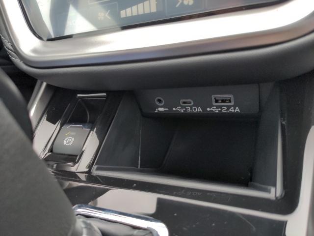 2025 Subaru Outback Vehicle Photo in Green Bay, WI 54304