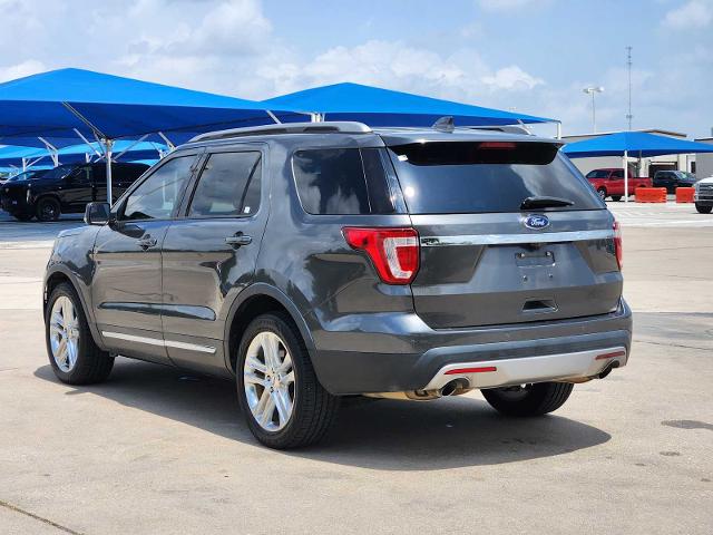 2016 Ford Explorer Vehicle Photo in DENTON, TX 76210-9321