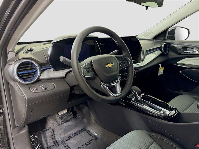2025 Chevrolet Trax Vehicle Photo in PUYALLUP, WA 98371-4149