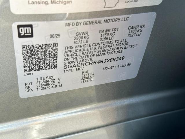 2025 Buick Enclave Vehicle Photo in COLUMBIA, MO 65203-3903