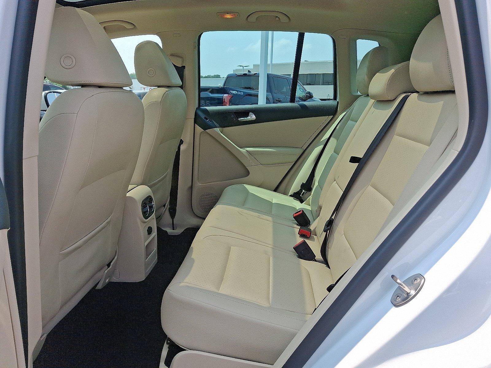 2017 Volkswagen Tiguan Vehicle Photo in Harrisburg, PA 17111