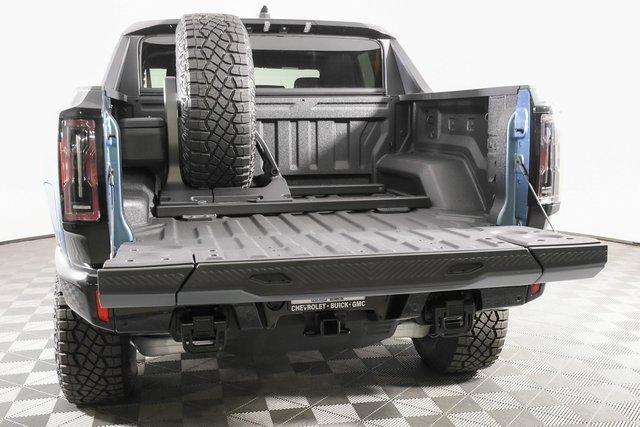 2024 GMC HUMMER EV Pickup Vehicle Photo in PUYALLUP, WA 98371-4149