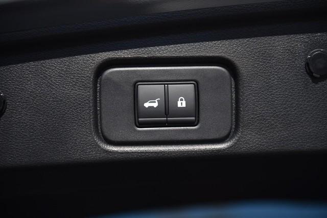 2025 Nissan Pathfinder Vehicle Photo in Ballwin, MO 63011