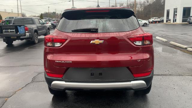 2025 Chevrolet Trailblazer Vehicle Photo in MOON TOWNSHIP, PA 15108-2571