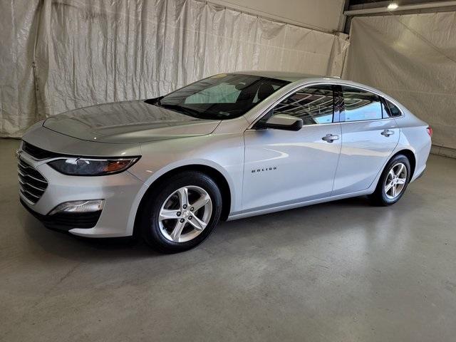 Used 2022 Chevrolet Malibu 1LT with VIN 1G1ZD5ST4NF173551 for sale in Pinconning, MI