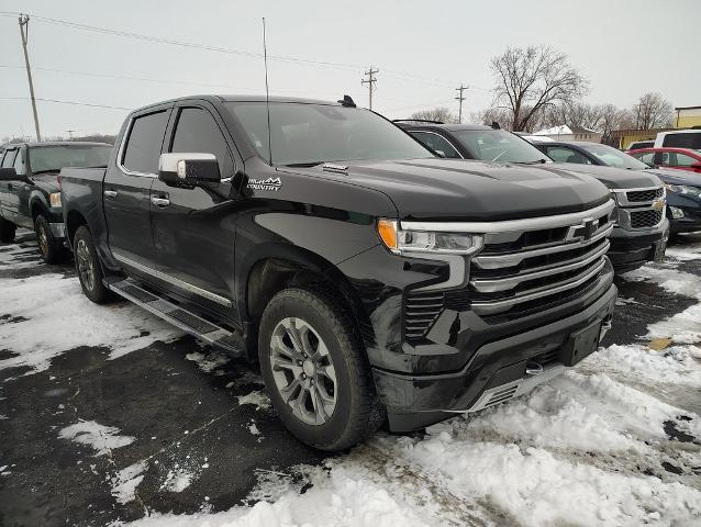 2023 Chevrolet Silverado 1500 Vehicle Photo in GREEN BAY, WI 54304-5303