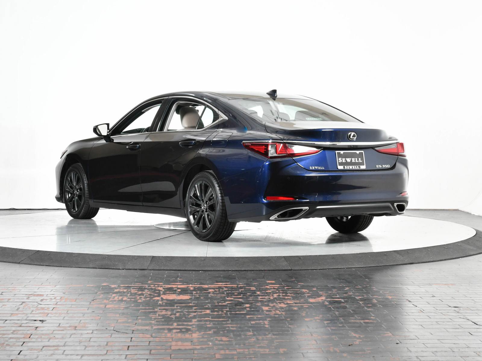 2020 Lexus ES 350 Vehicle Photo in DALLAS, TX 75235