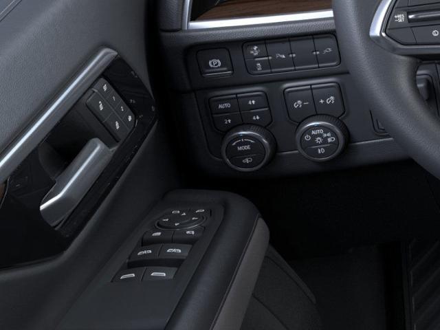 2025 Chevrolet Suburban Vehicle Photo in PAWLING, NY 12564-3219