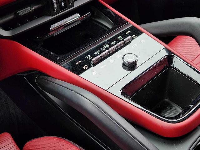 2024 Porsche Cayenne Vehicle Photo in PLANO, TX 75024