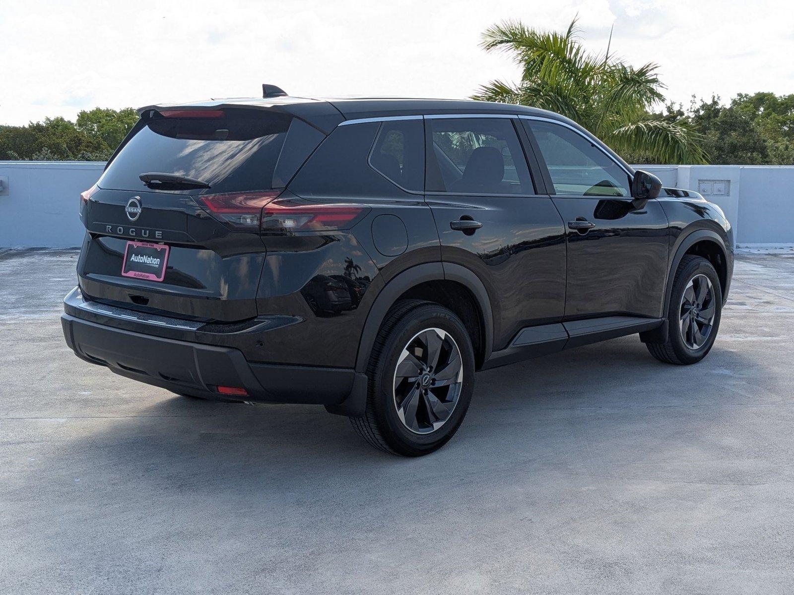 2025 Nissan Rogue Vehicle Photo in Pembroke Pines , FL 33084