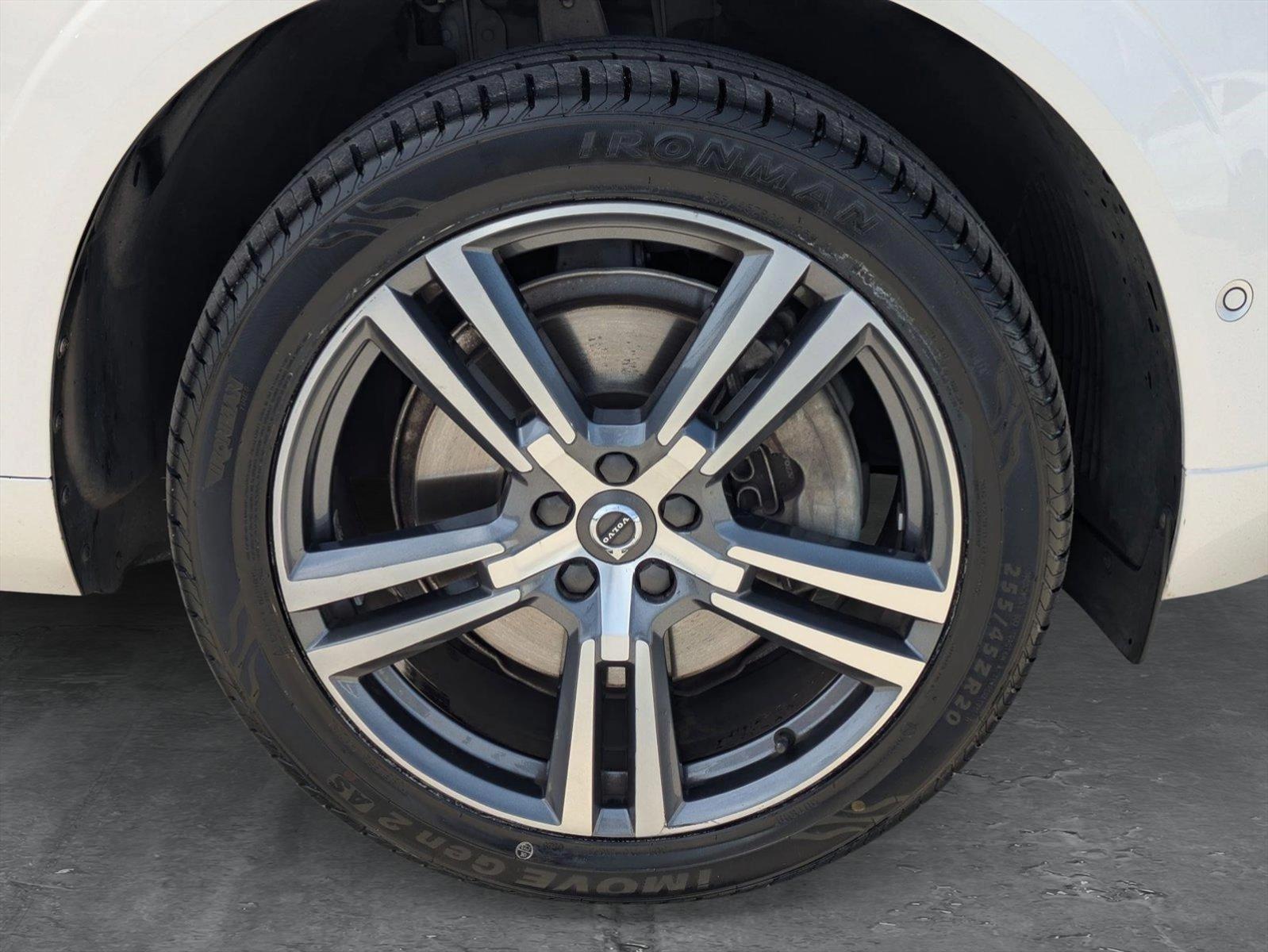 2018 Volvo XC60 Vehicle Photo in Tustin, CA 92782