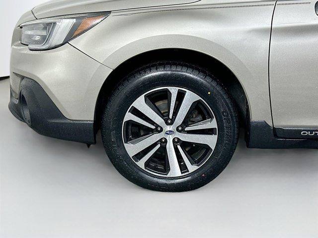 2019 Subaru Outback Vehicle Photo in Doylestown, PA 18902