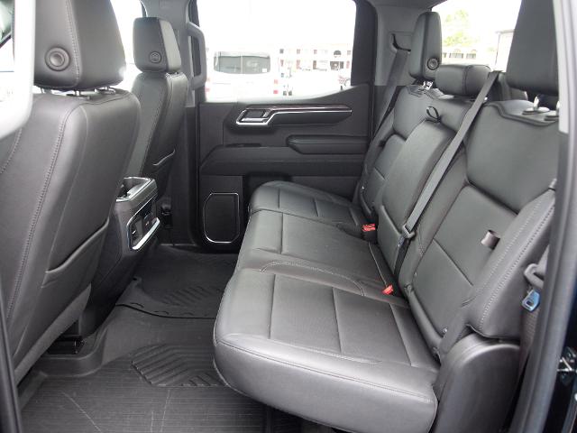 2023 Chevrolet Silverado 1500 Vehicle Photo in MADISON, IN 47250-1611