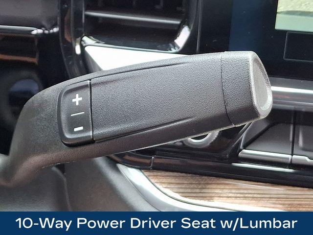 2025 Chevrolet Silverado 1500 Vehicle Photo in DANBURY, CT 06810-5034