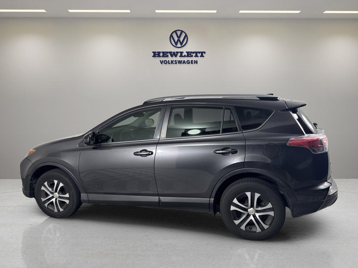 2017 Toyota RAV4 Vehicle Photo in Georgetown, TX 78626