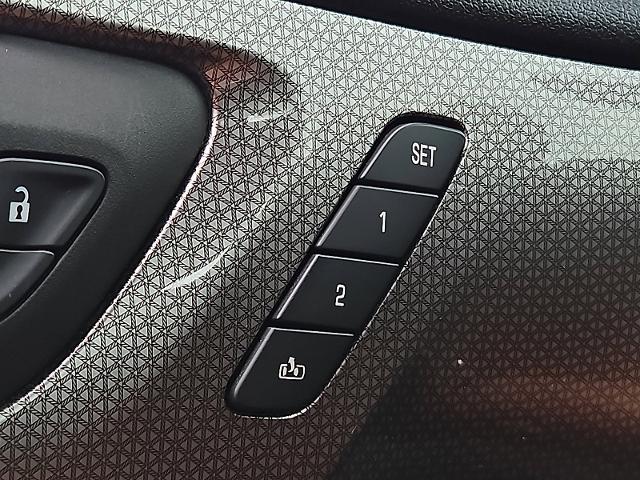 2023 Chevrolet Traverse Vehicle Photo in TREVOSE, PA 19053-4984