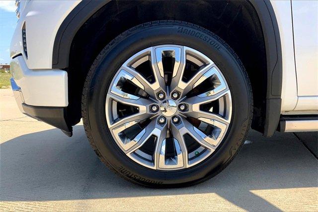 2022 GMC Sierra 1500 Vehicle Photo in TOPEKA, KS 66609-0000