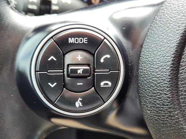 2021 Kia Soul Vehicle Photo in DENTON, TX 76210-9321